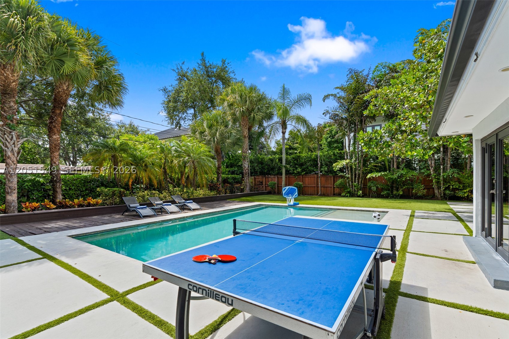 7831 SW 54th Ct Miami, FL 33143