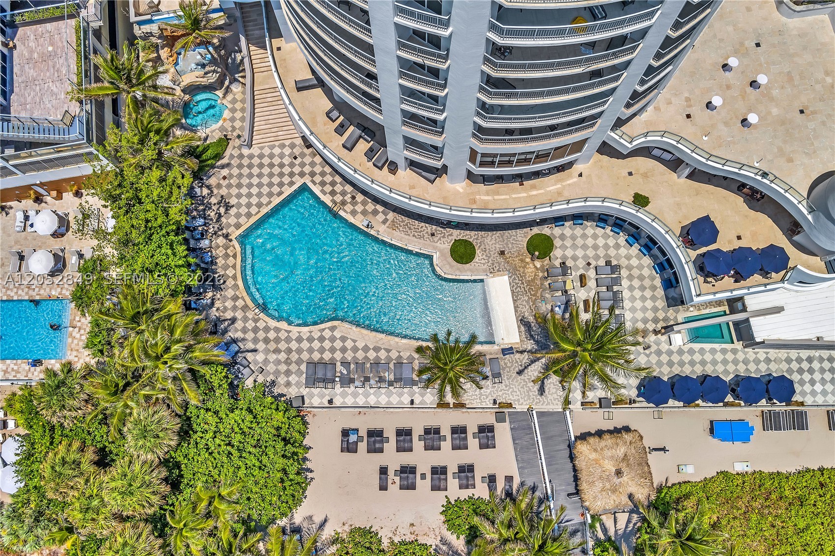 17375 Collins Ave #1703