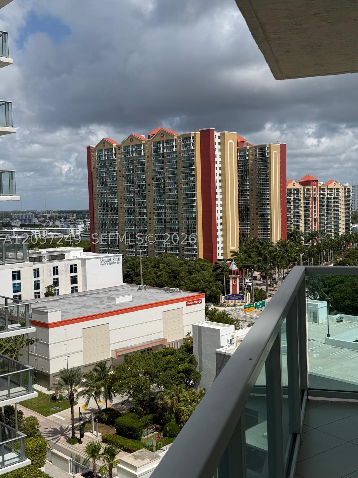 image St Tropez Sunny Isles10