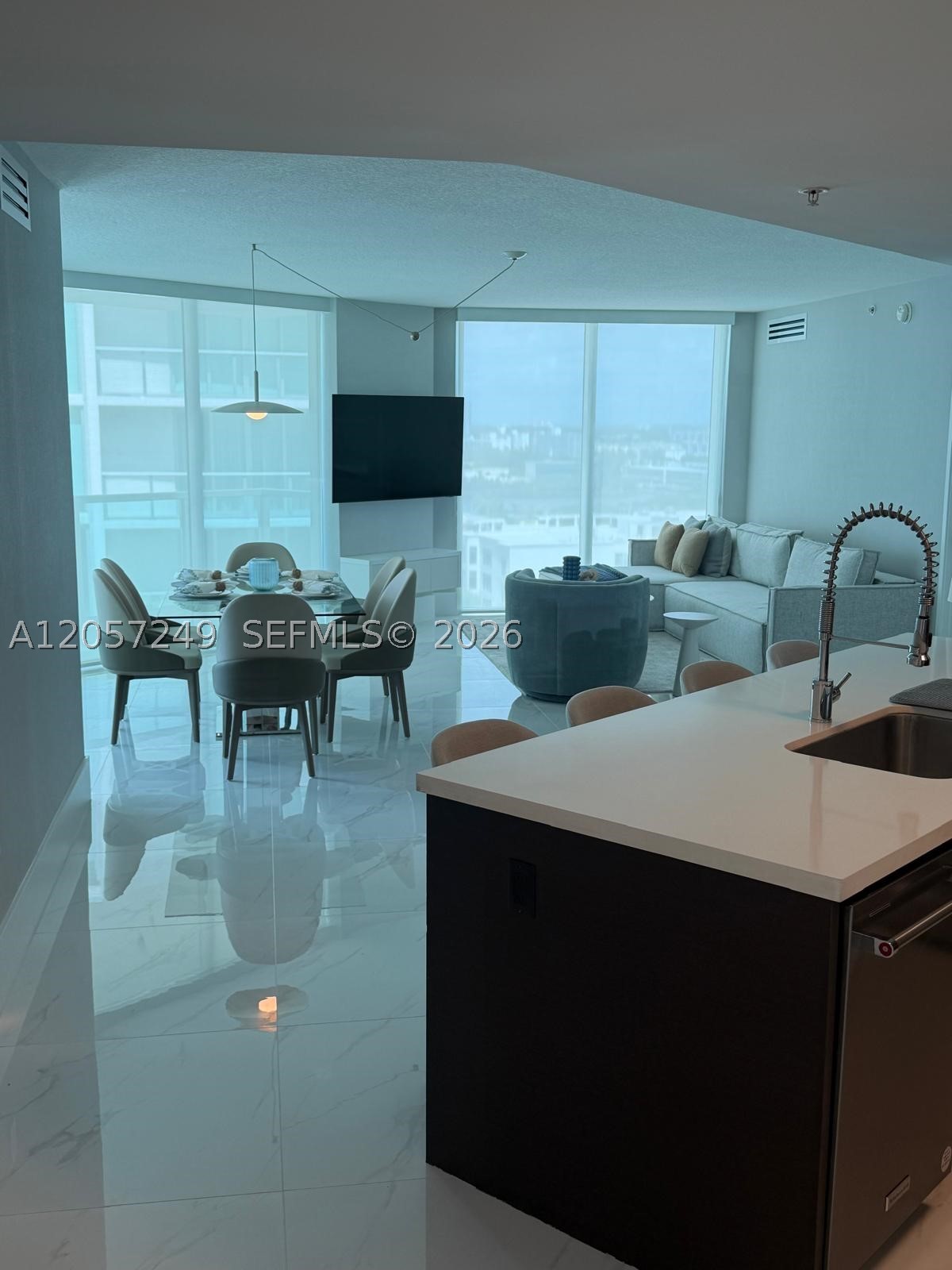 image St Tropez Sunny Isles2
