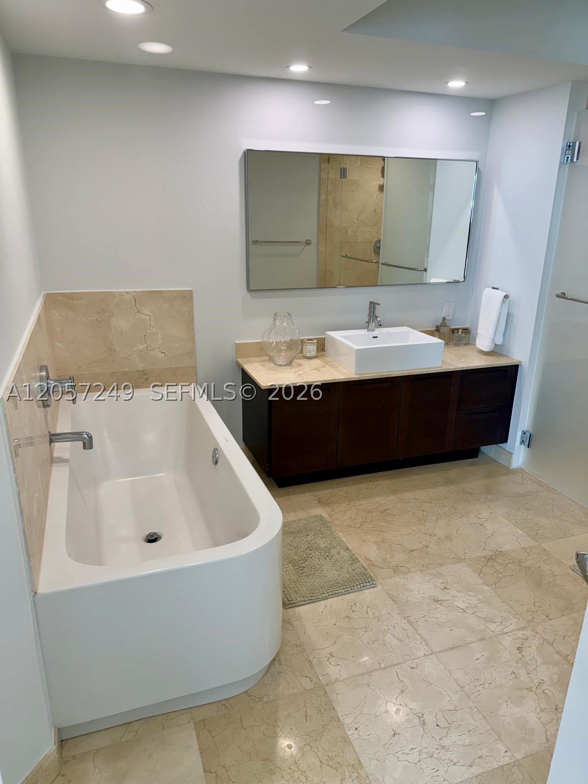image St Tropez Sunny Isles34