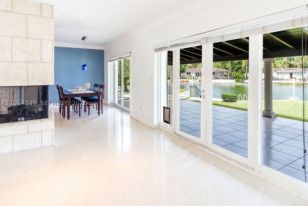 5711 SW 64th Ave South Miami, FL 33143