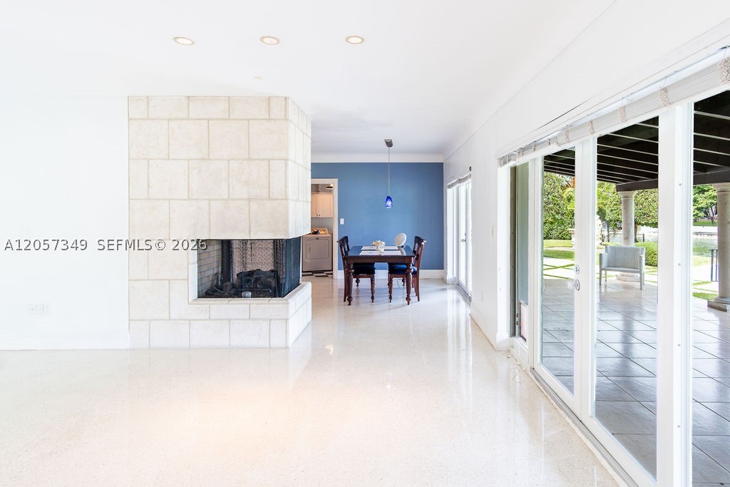 5711 SW 64th Ave South Miami, FL 33143