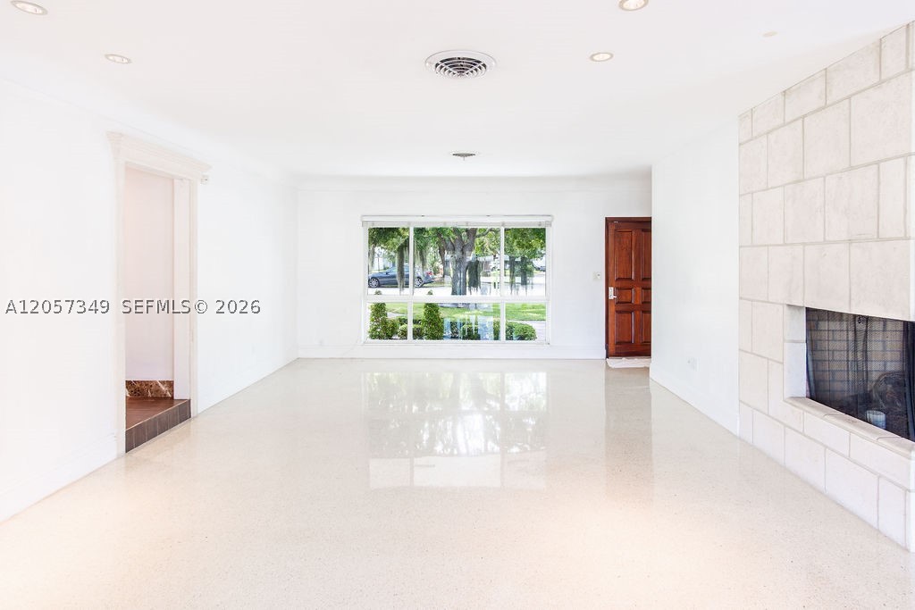 5711 SW 64th Ave South Miami, FL 33143