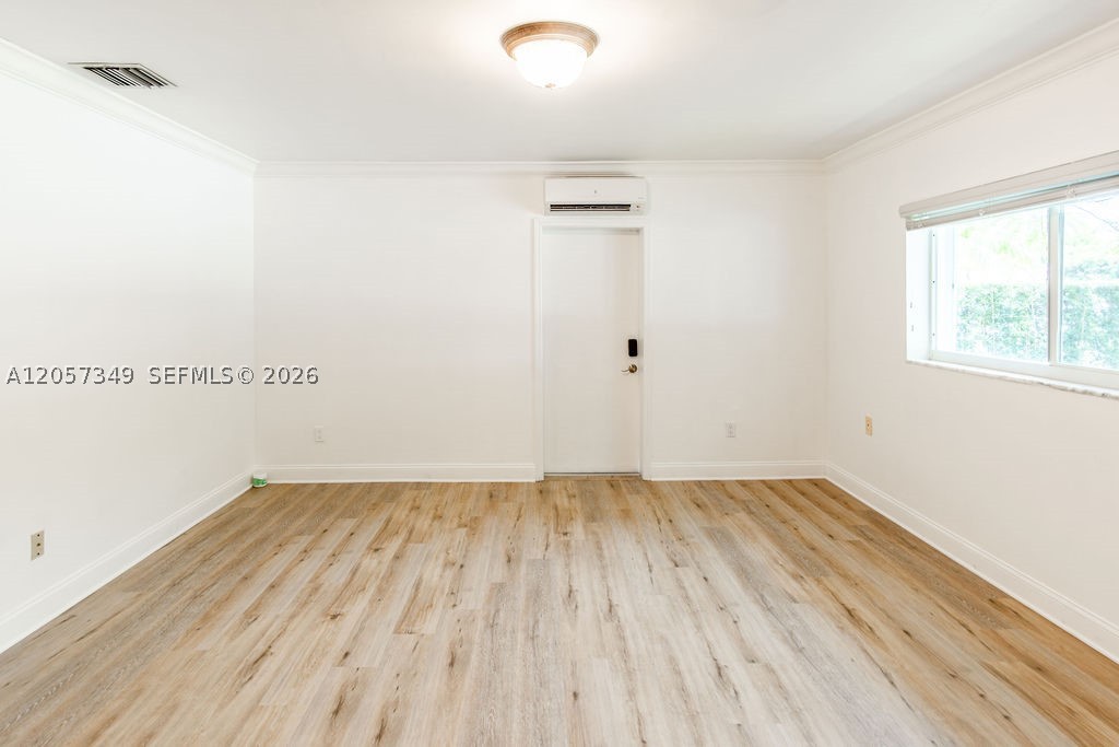 5711 SW 64th Ave South Miami, FL 33143