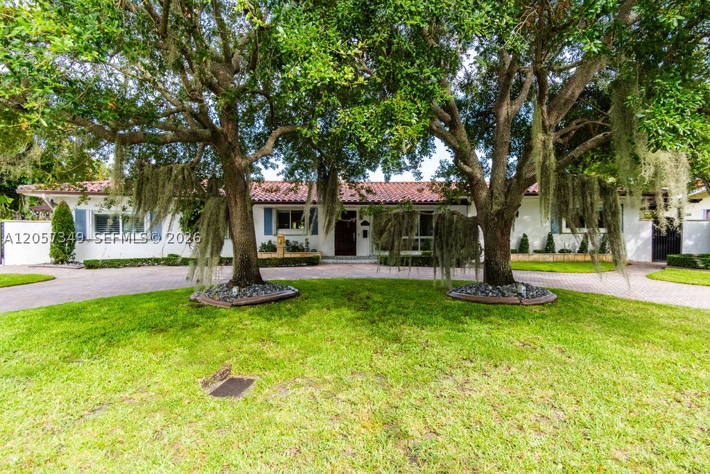 5711 SW 64th Ave South Miami, FL 33143