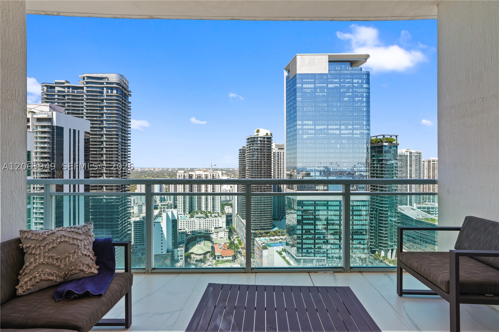 image The Plaza on Brickell East19