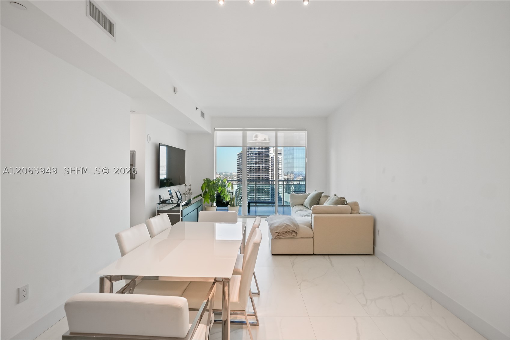 image The Plaza on Brickell East6