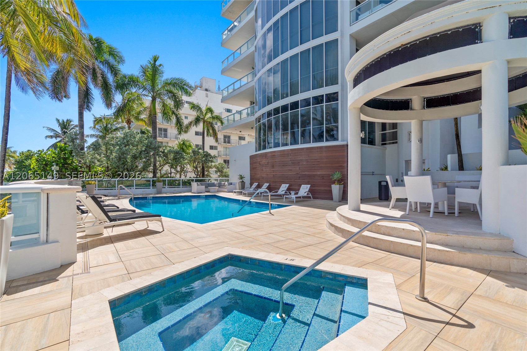 image La Tour Condo15