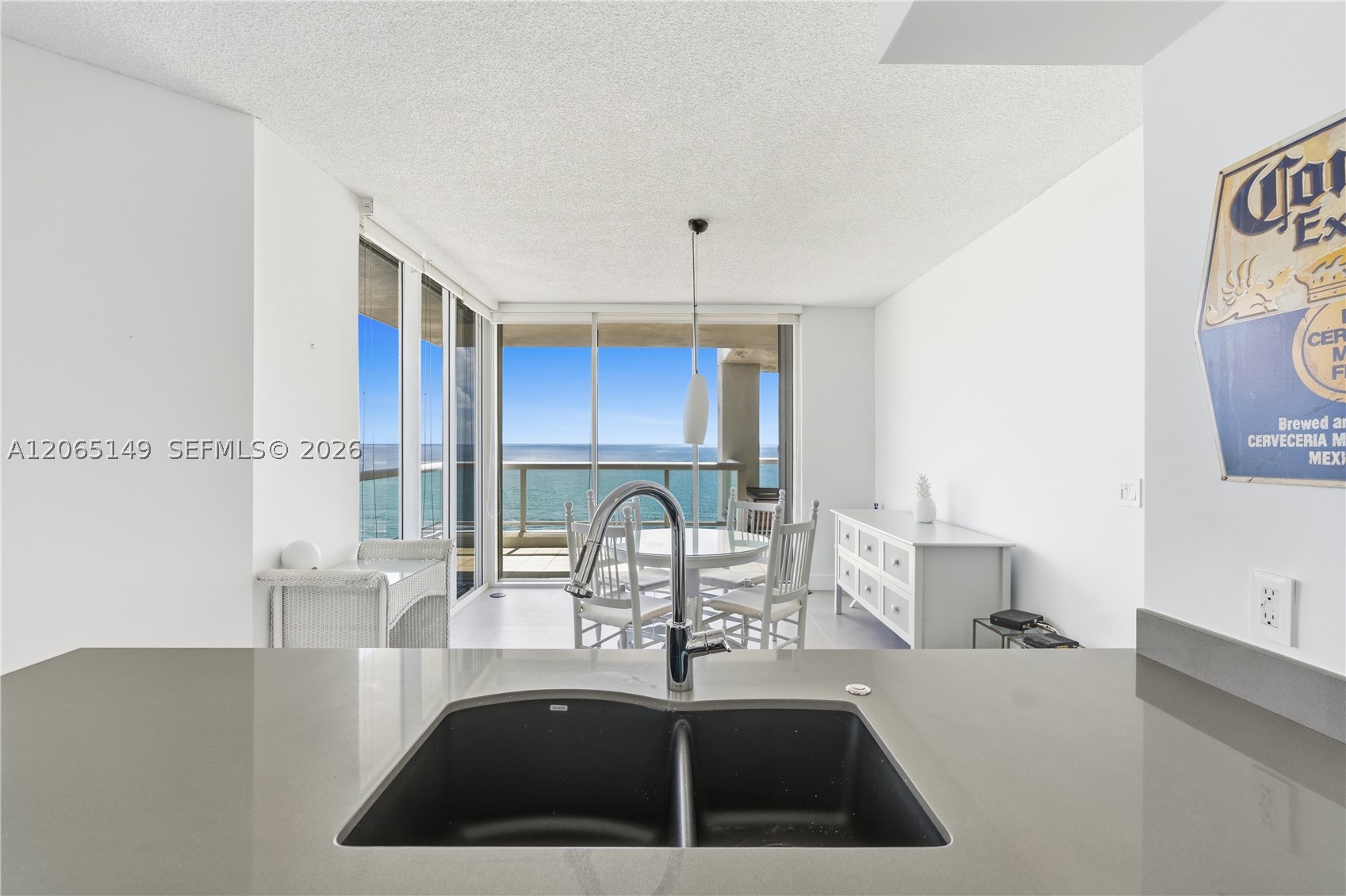 image La Tour Condo28