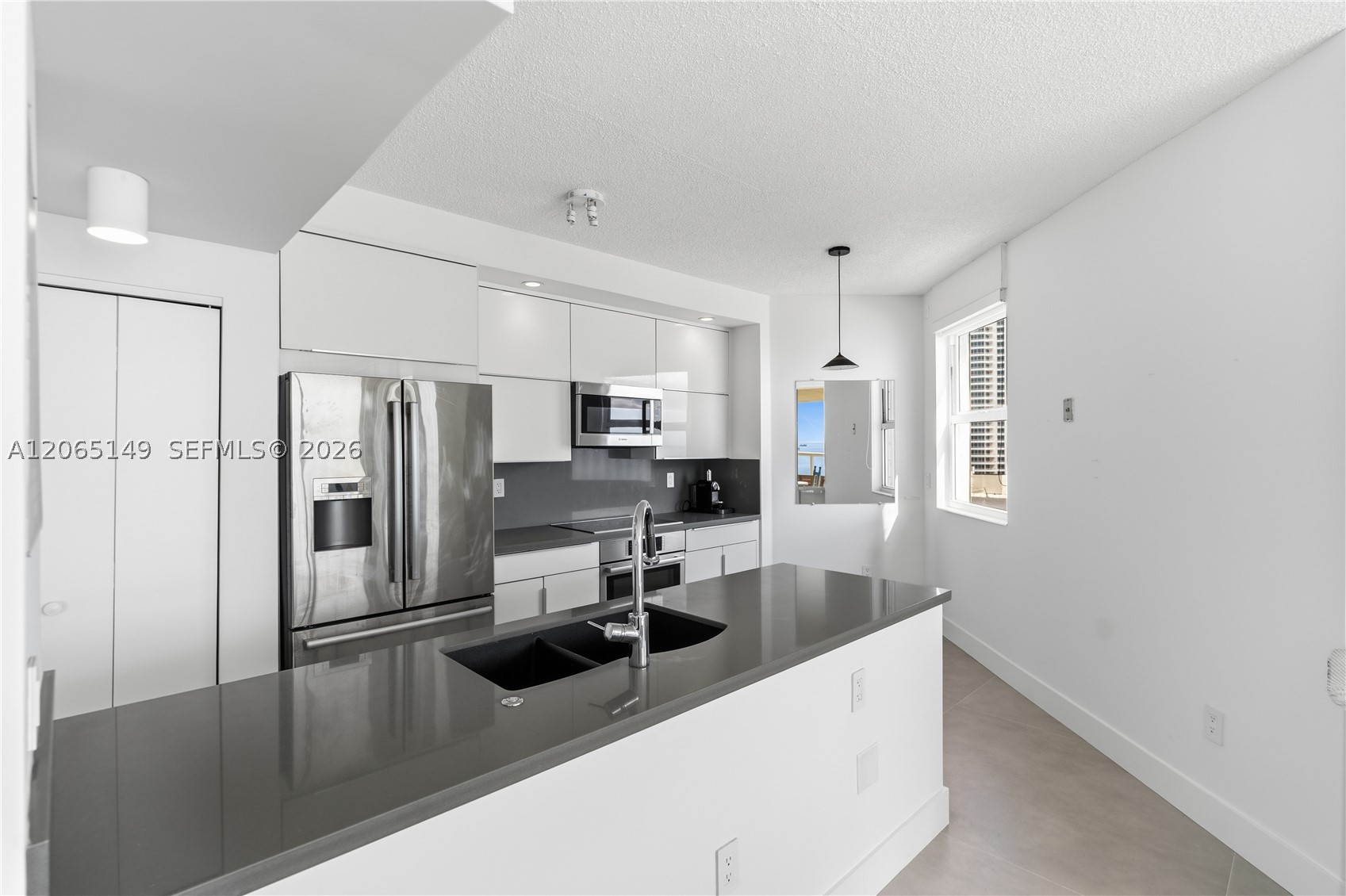 image La Tour Condo31
