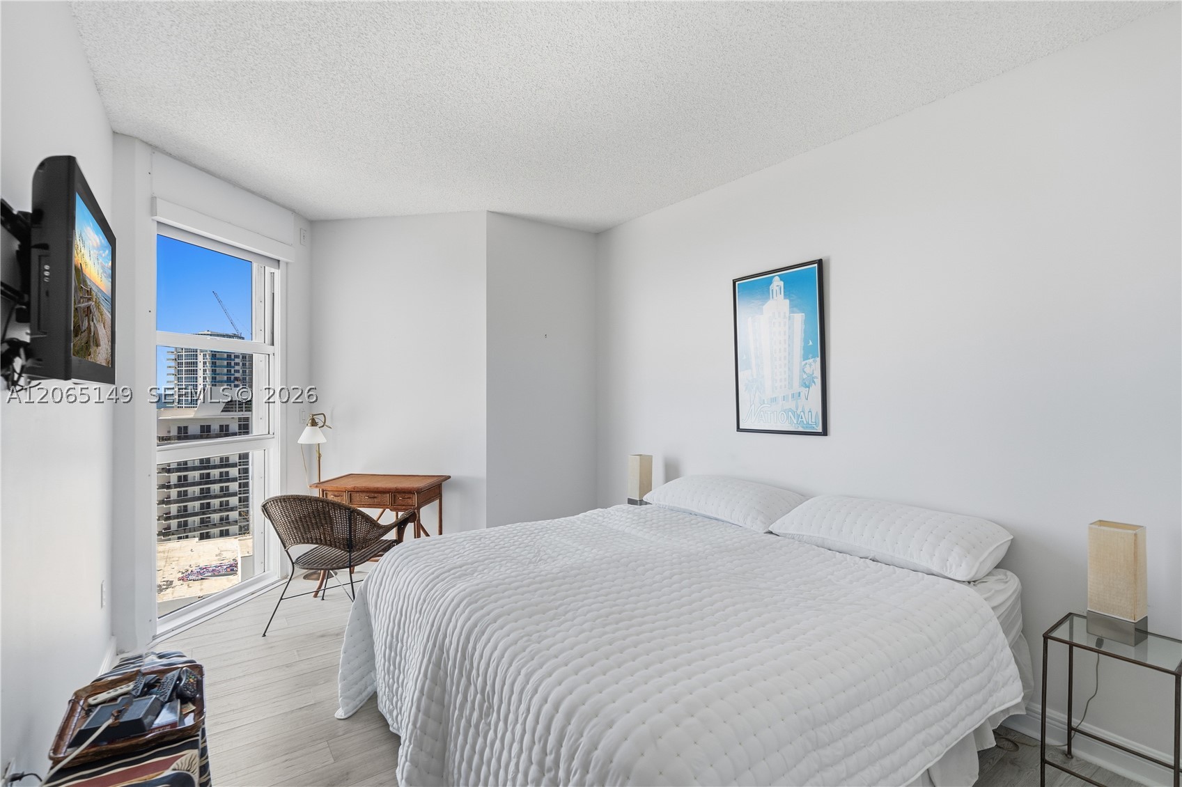 image La Tour Condo44
