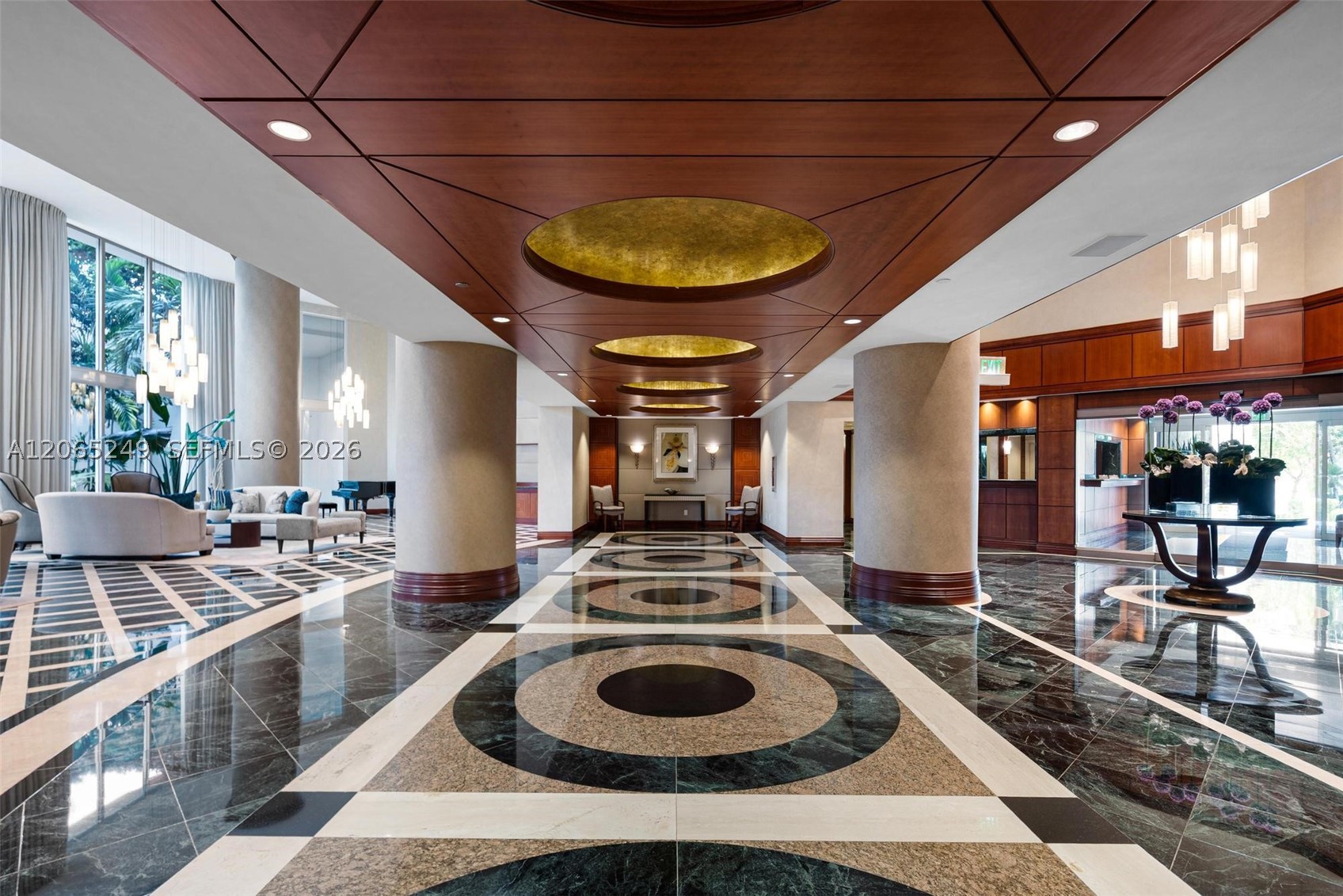 21050 Point Pl #1006 Aventura, FL 33180