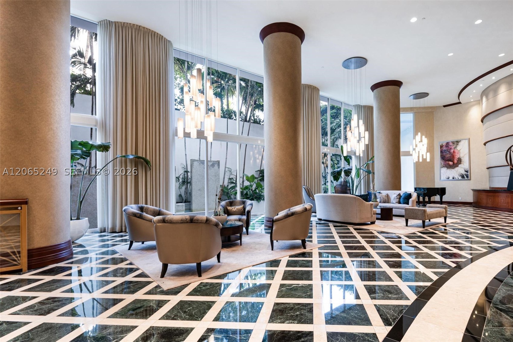 21050 Point Pl #1006 Aventura, FL 33180