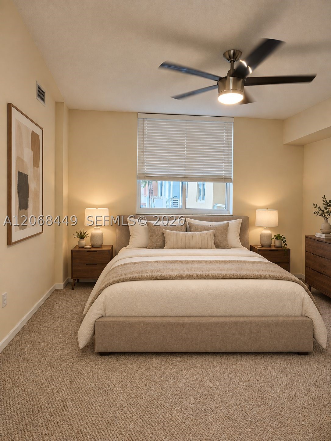 image The Venture at Aventura19