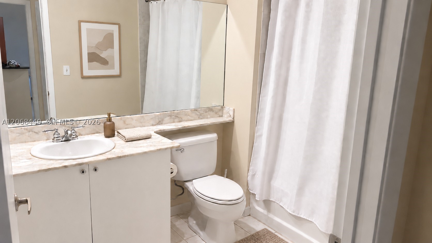 image The Venture at Aventura21