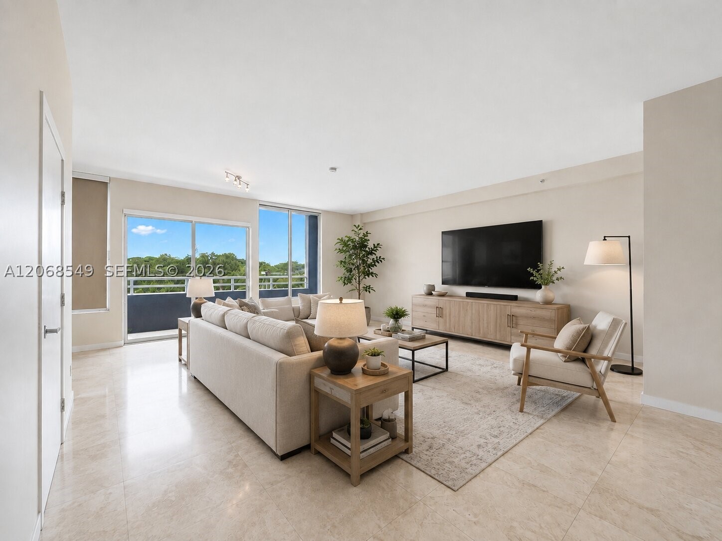 3250 Grand Ave #406