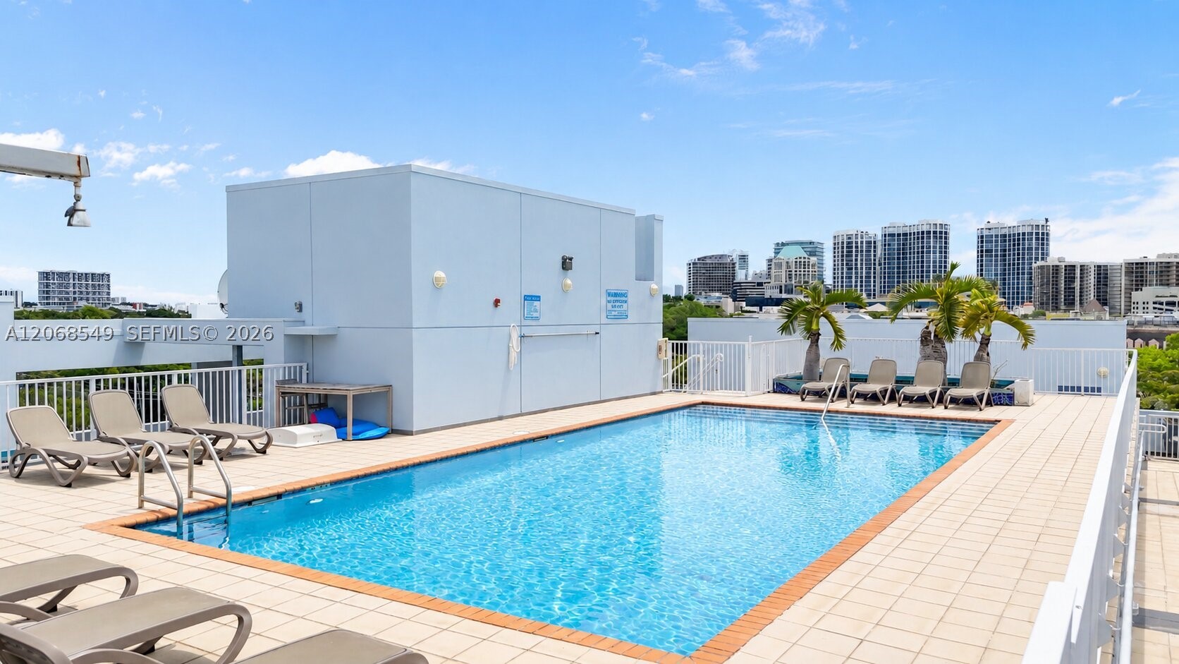 3250 Grand Ave #406 Miami, FL 33133