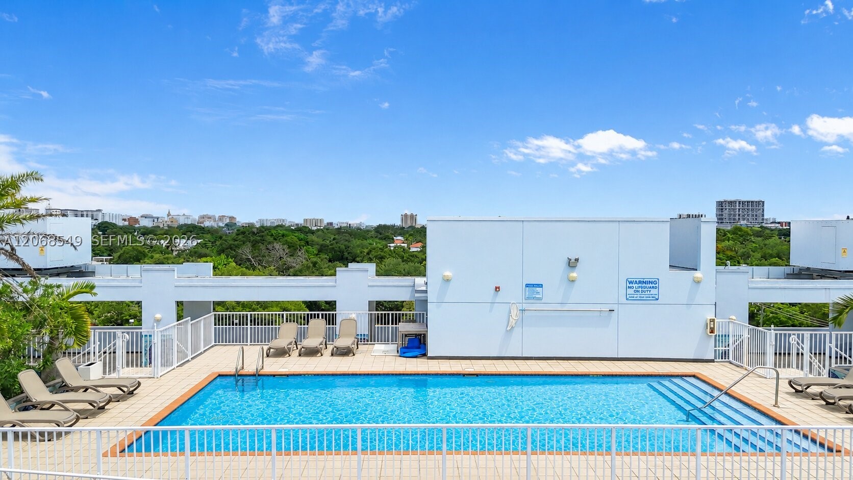3250 Grand Ave #406 Miami, FL 33133