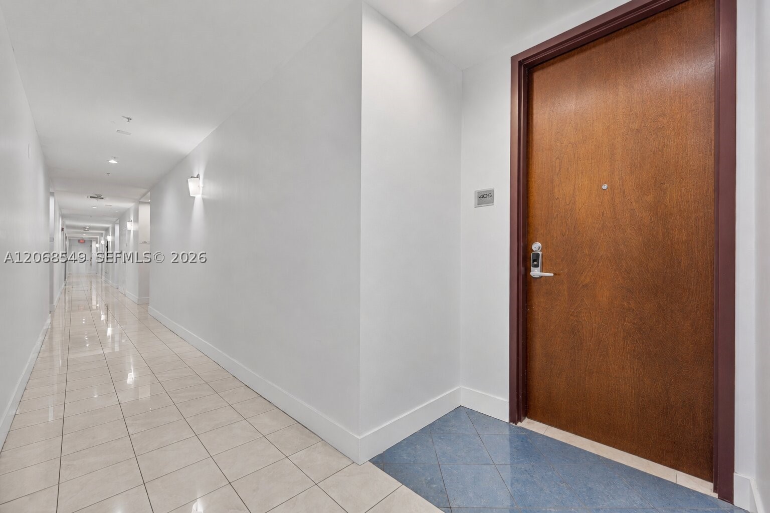 3250 Grand Ave #406 Miami, FL 33133