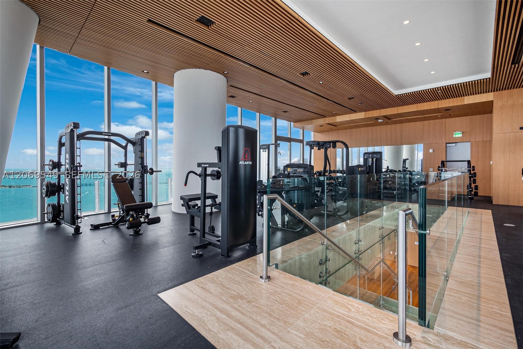 300 Biscayne Blvd Way #4404 Miami, FL 33131