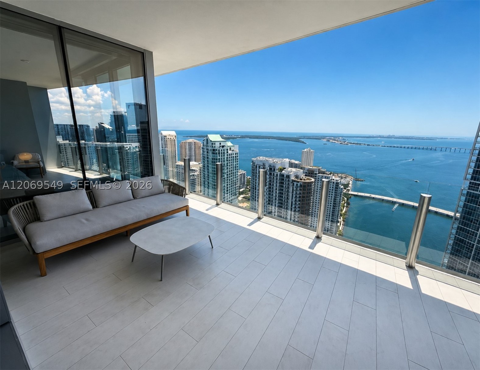 300 Biscayne Blvd Way #4404 Miami, FL 33131