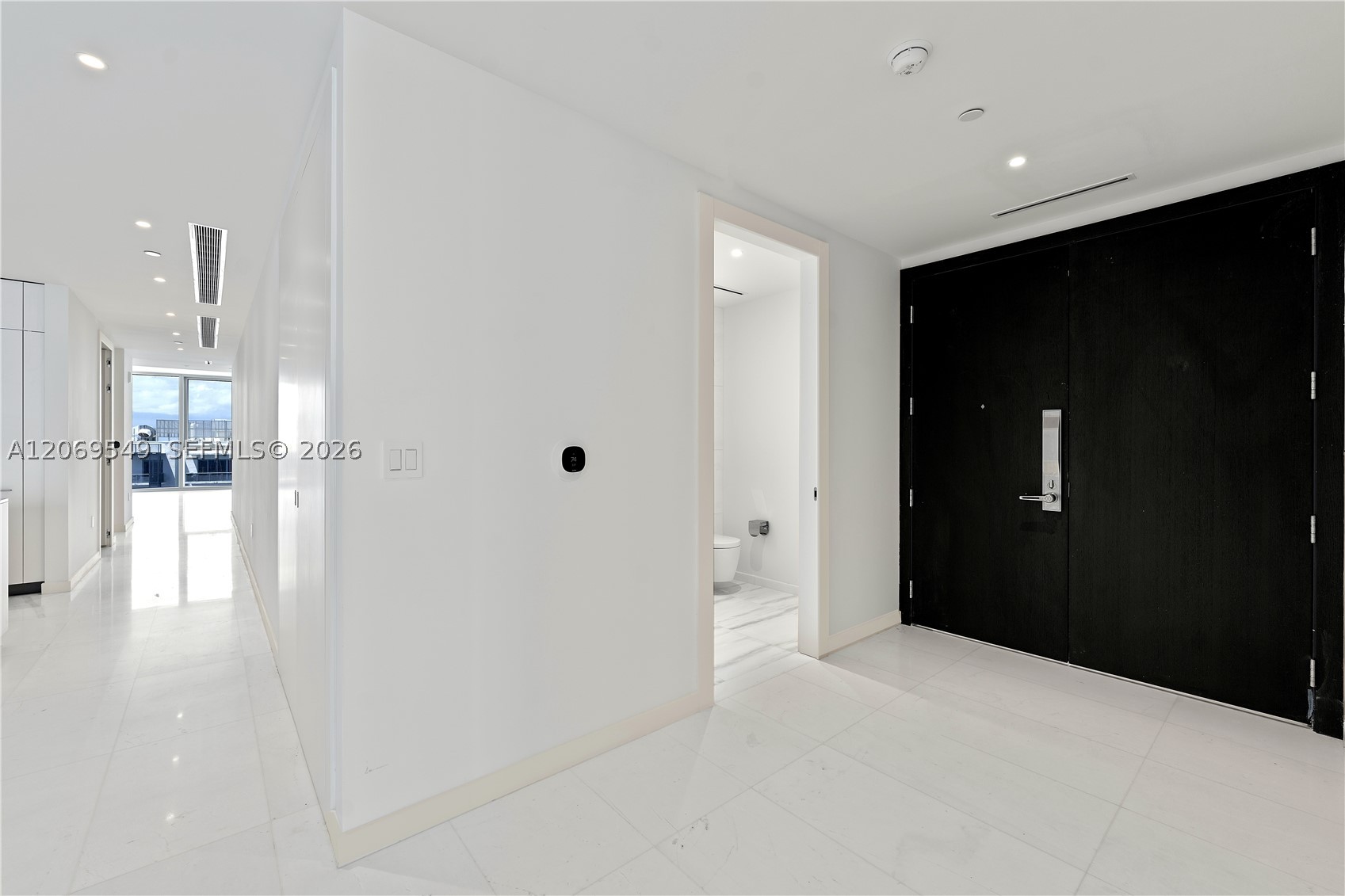 300 Biscayne Blvd Way #4404 Miami, FL 33131