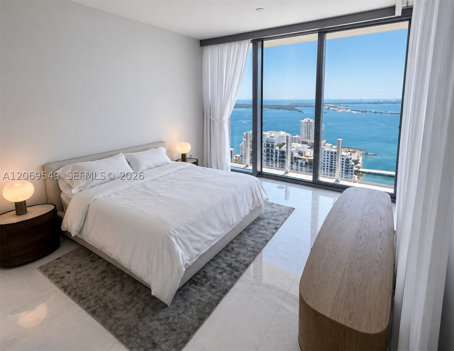 300 Biscayne Blvd Way #4404 Miami, FL 33131