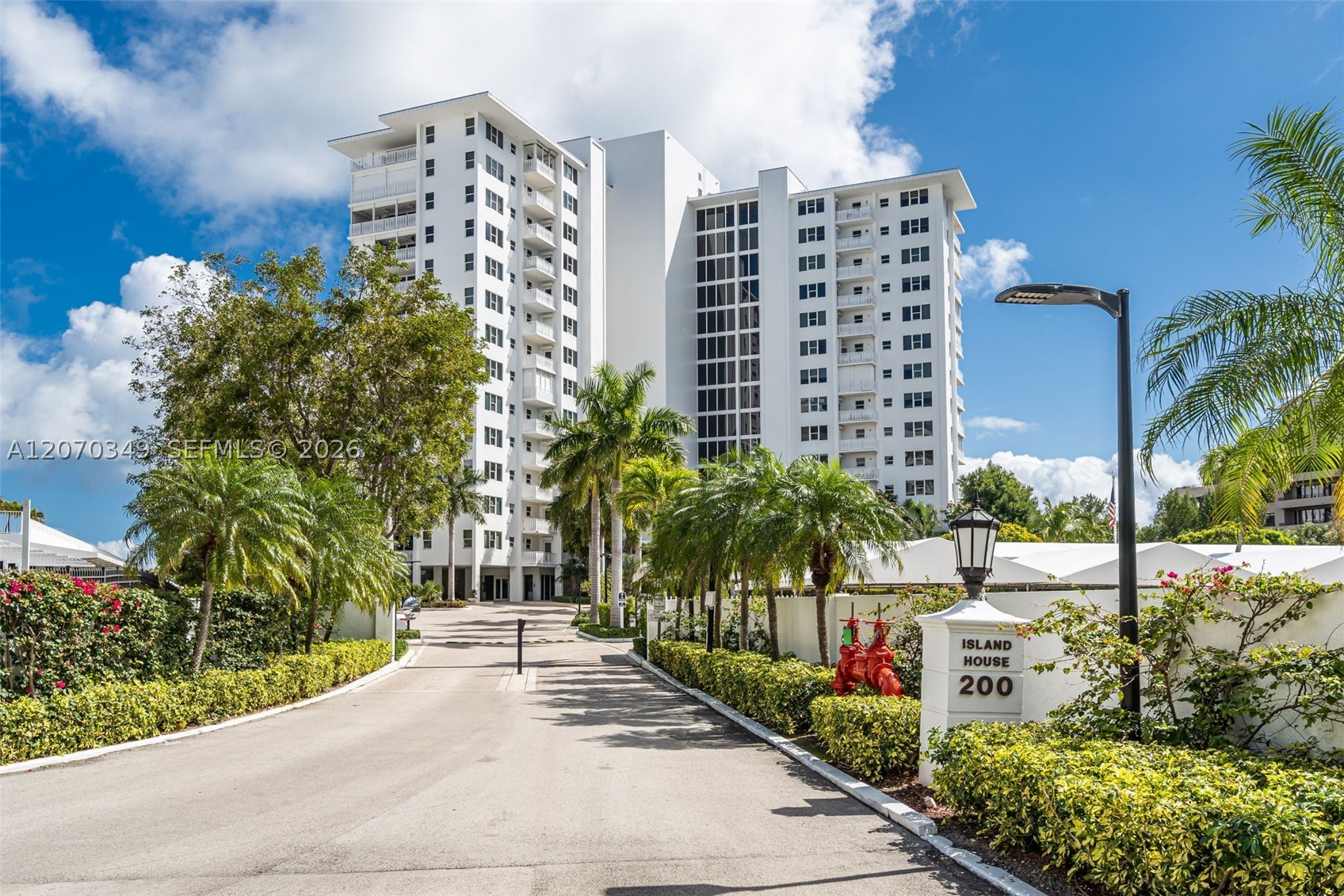 200 Ocean Ln Dr #PB4 Key Biscayne, FL 33149