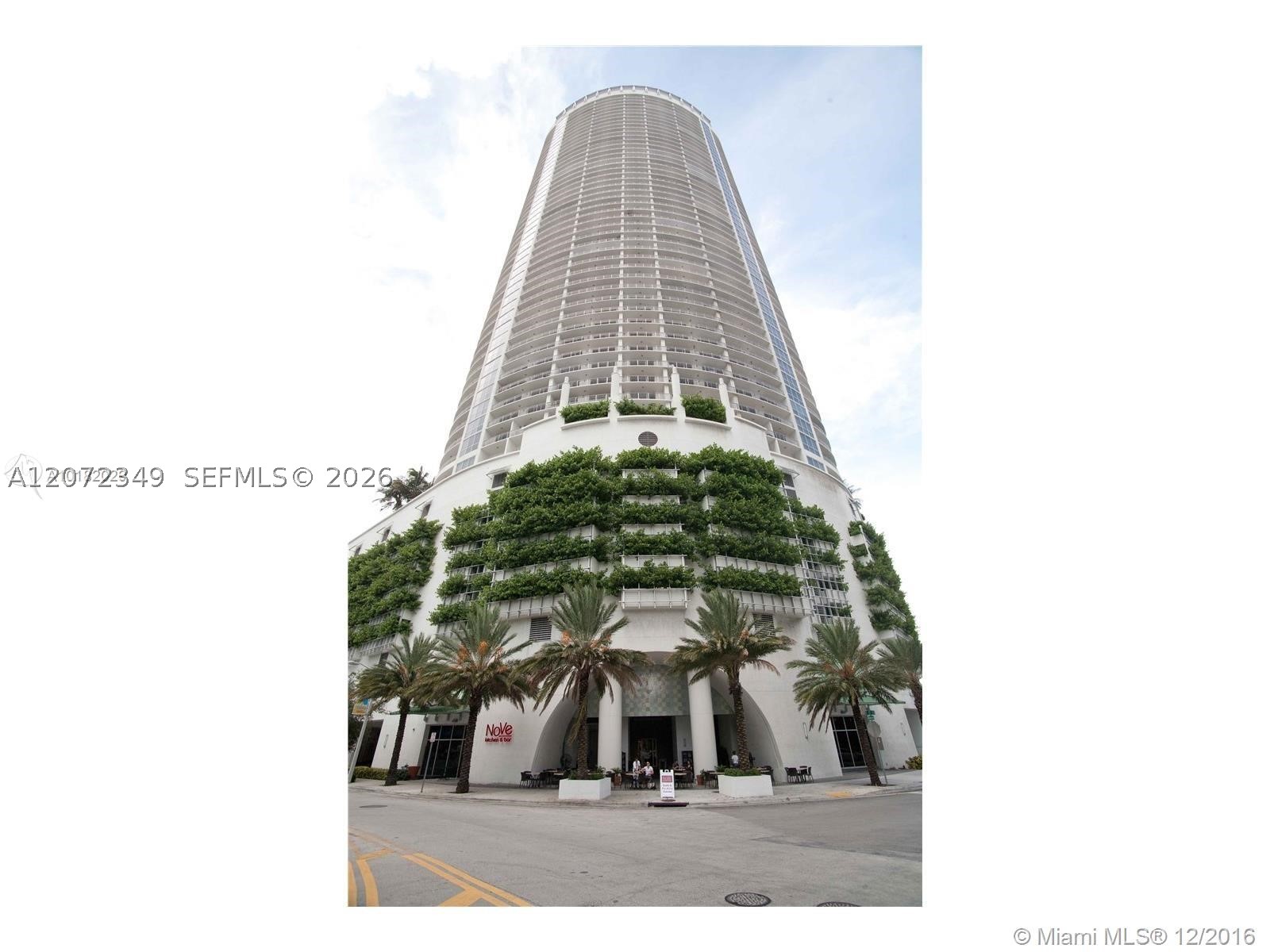 1750 N Bayshore Dr #2908