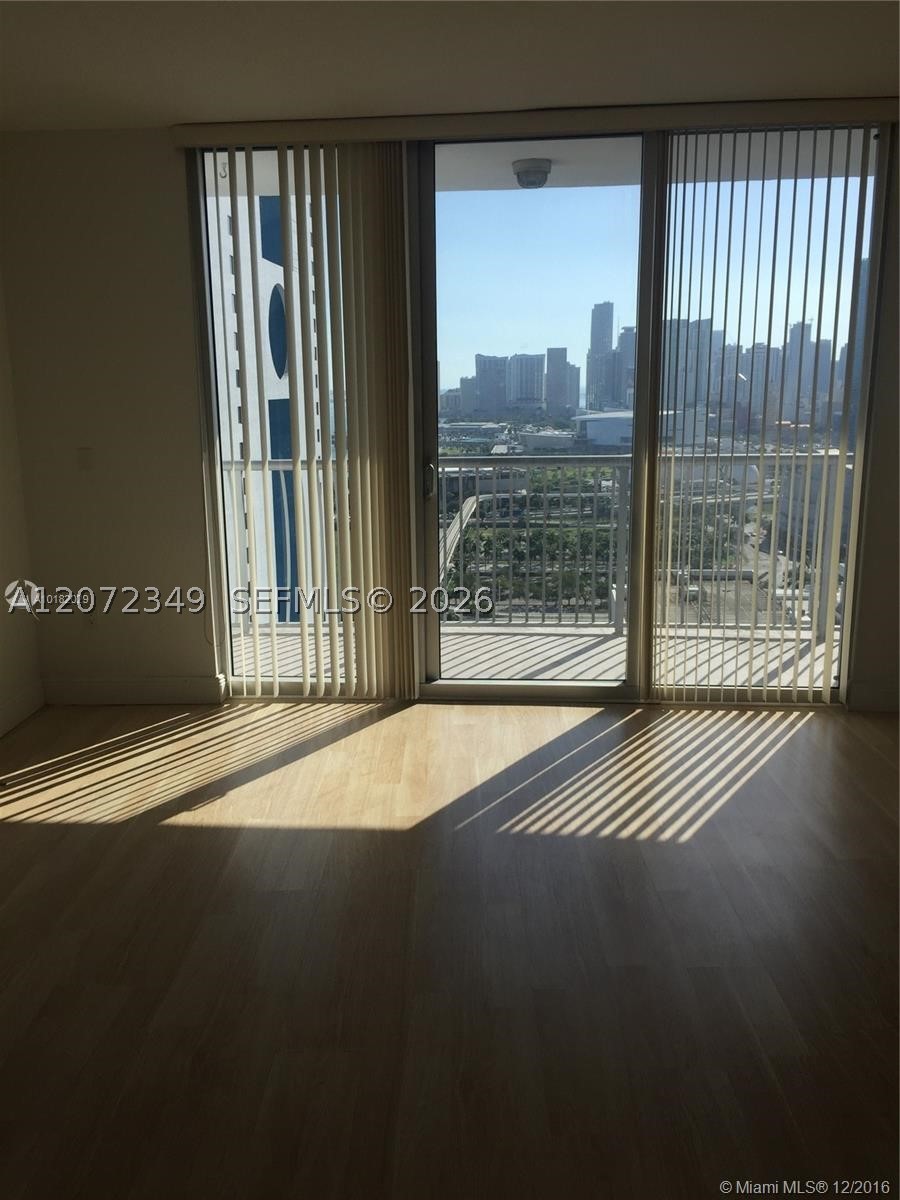 image Opera Tower15