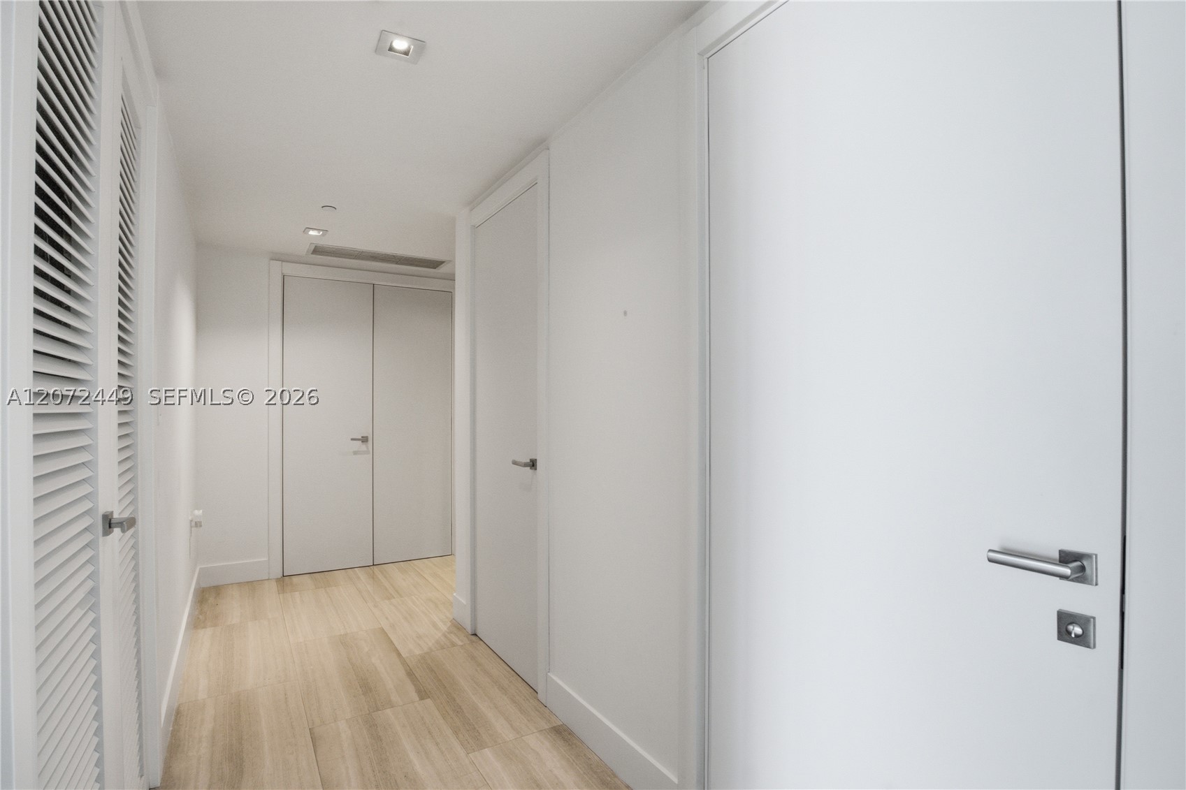 1451 Brickell Ave #2501 Miami, FL 33131