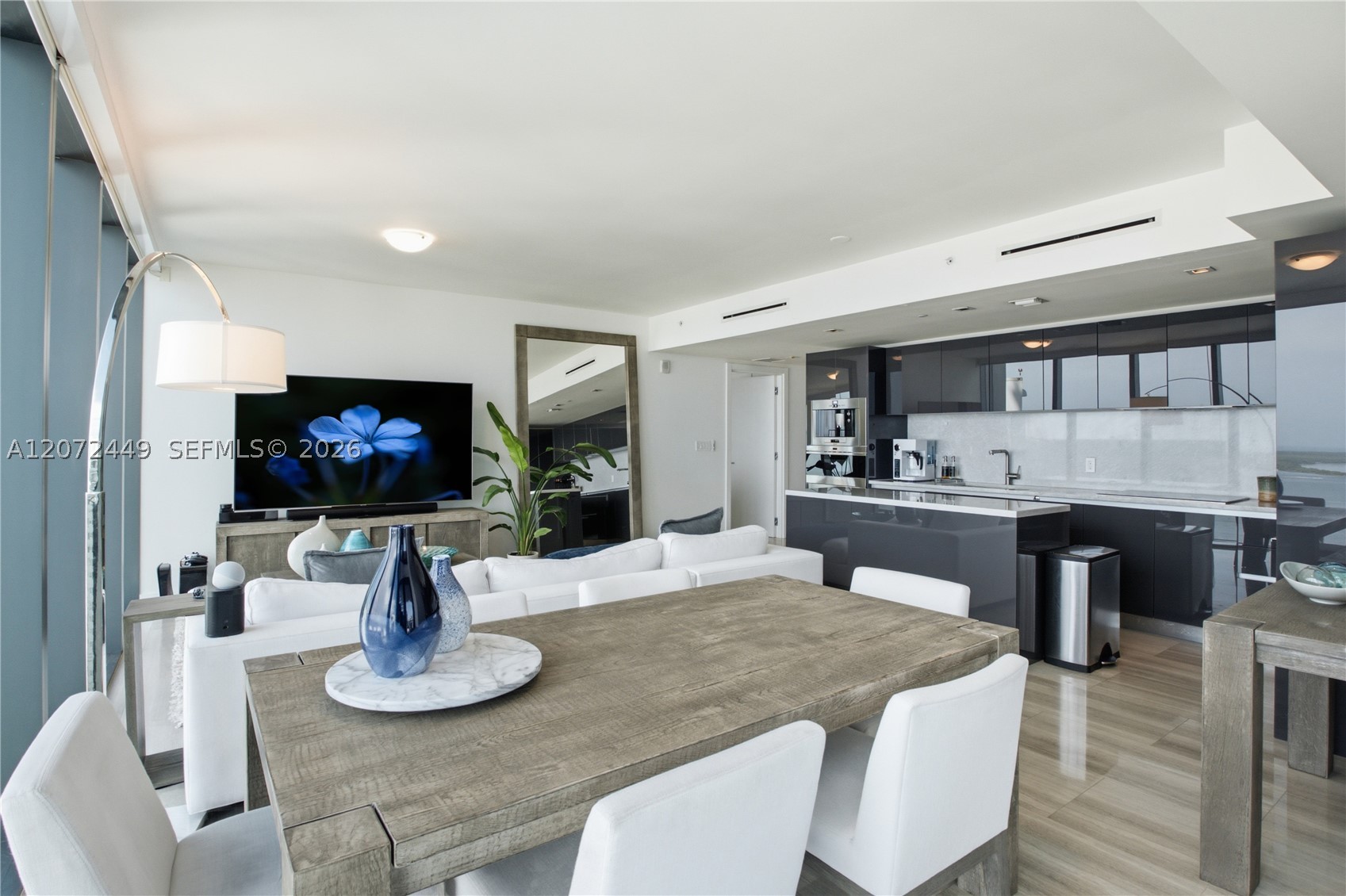 1451 Brickell Ave #2501 Miami, FL 33131