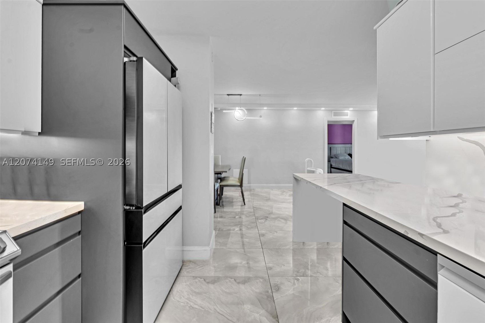 3530 Mystic Pointe Dr #411 Aventura, FL 33180