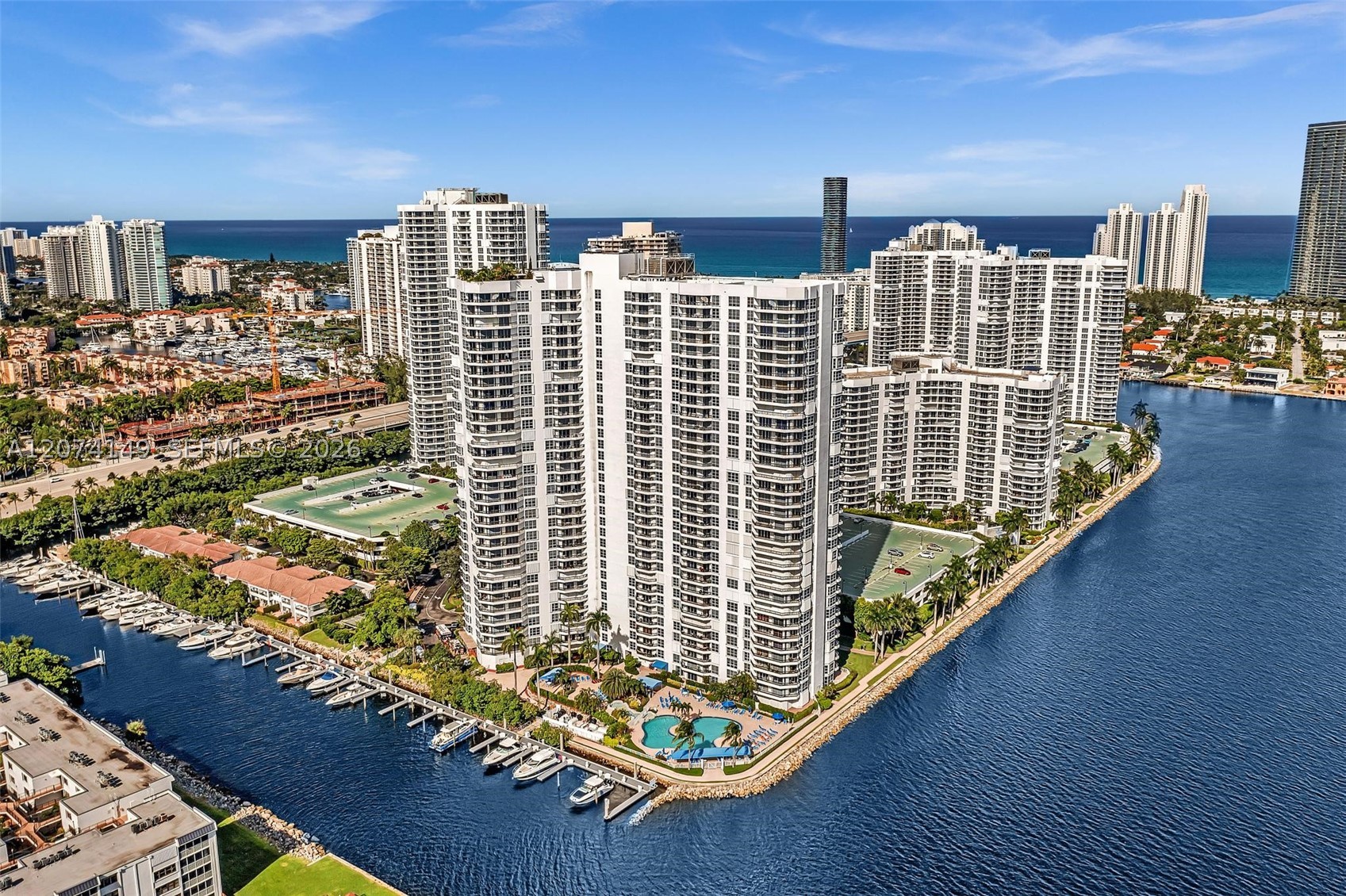3530 Mystic Pointe Dr #411 Aventura, FL 33180