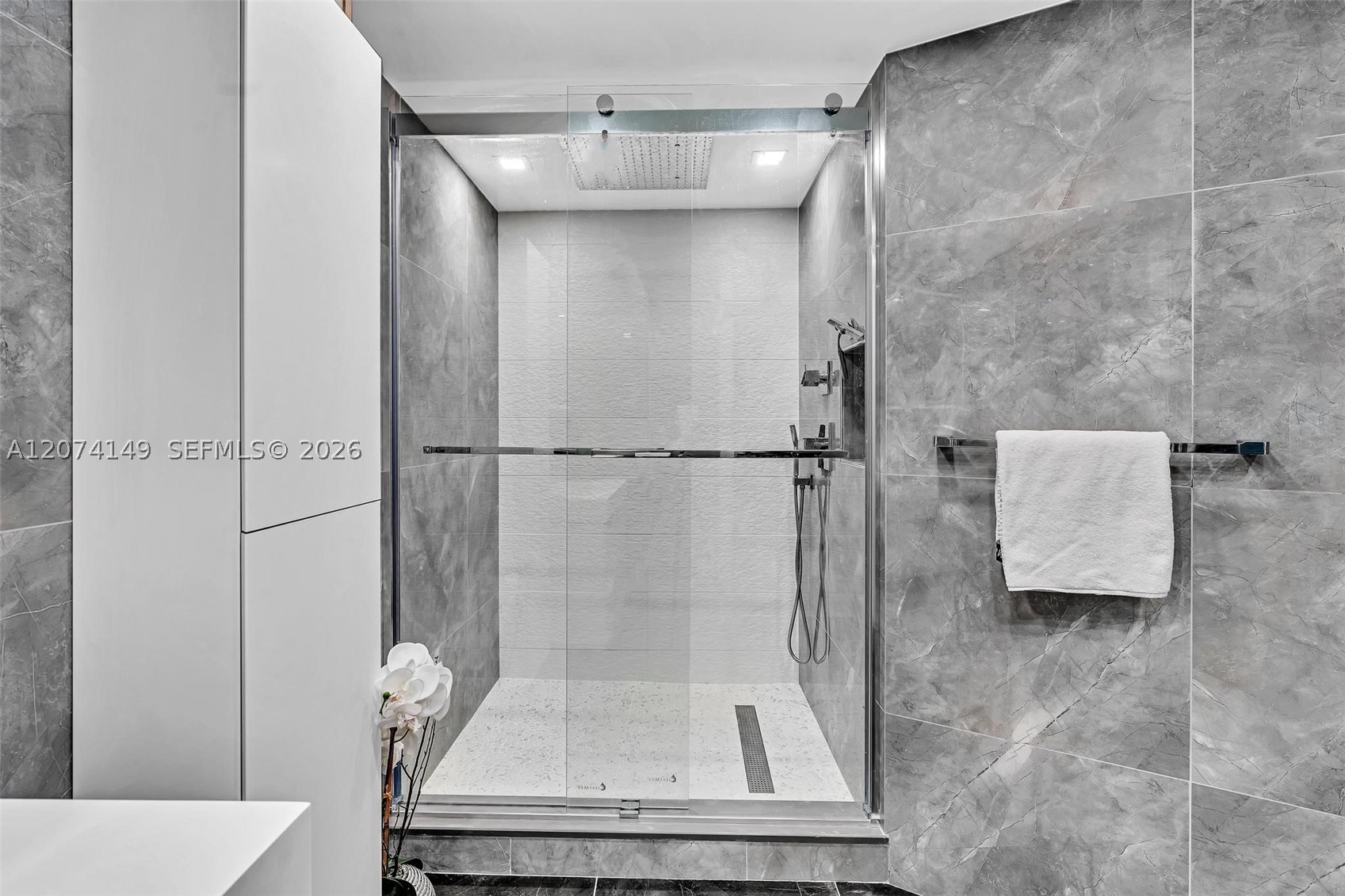 3530 Mystic Pointe Dr #411 Aventura, FL 33180