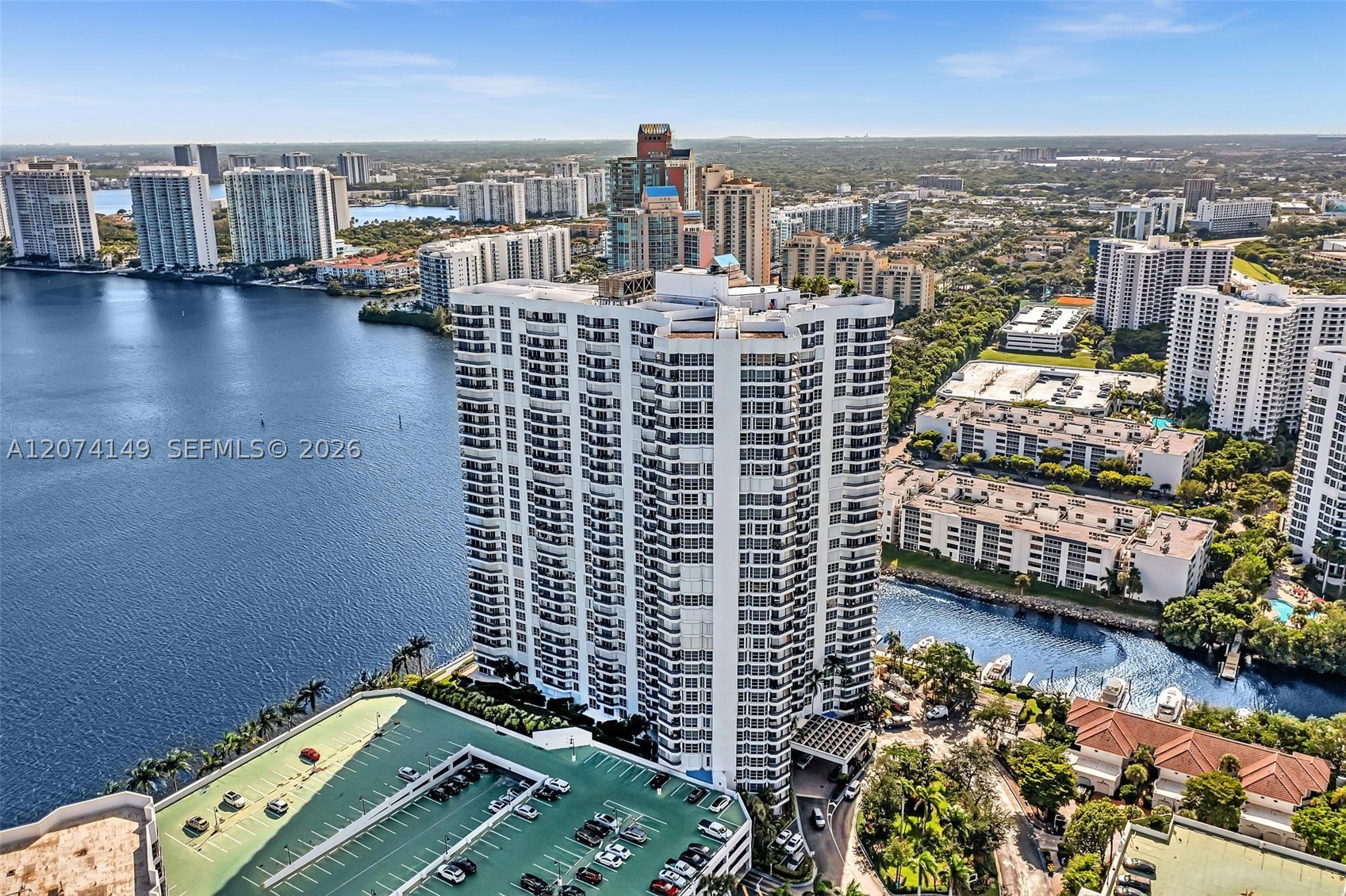 3530 Mystic Pointe Dr #411 Aventura, FL 33180