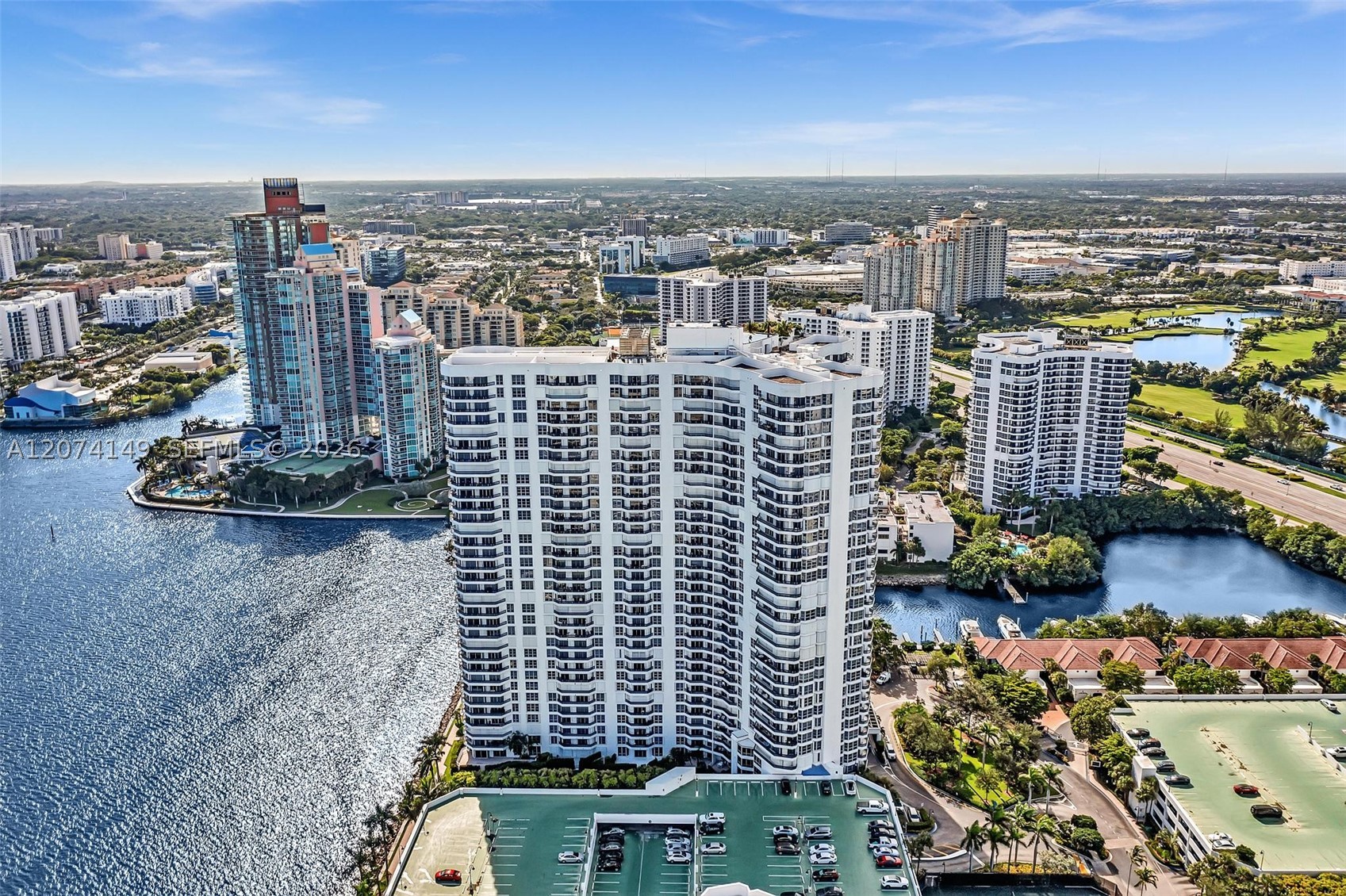 3530 Mystic Pointe Dr #411 Aventura, FL 33180