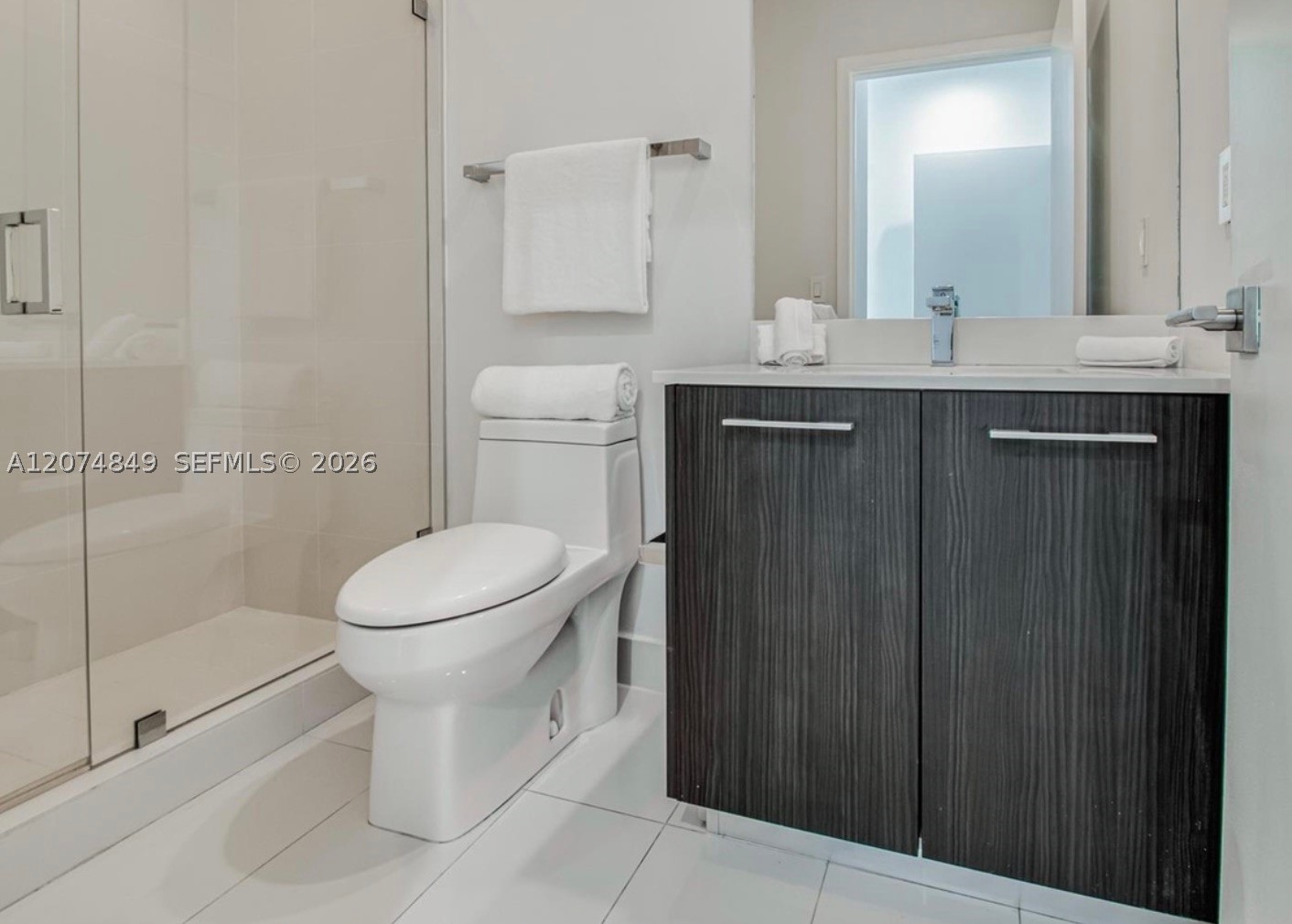 55 SW 9th St #4409 Miami, FL 33130