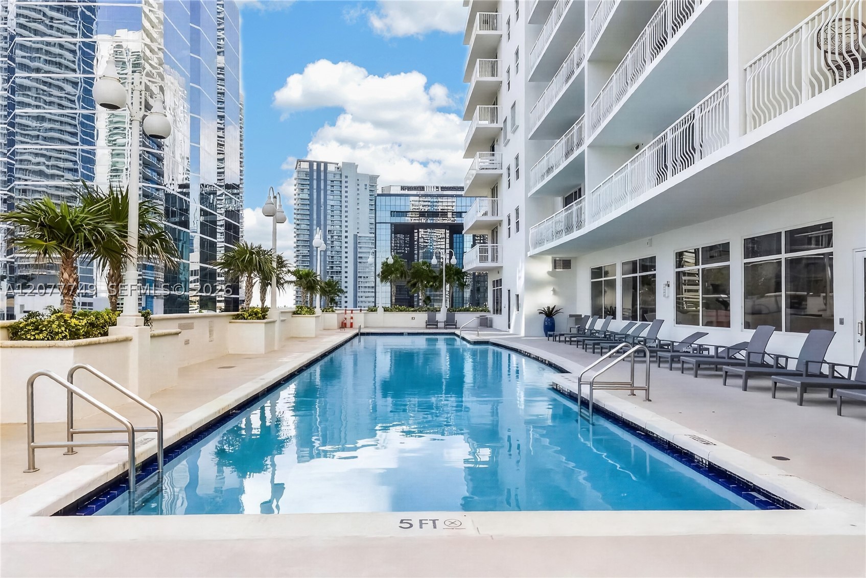1200 Brickell Bay Dr #4324