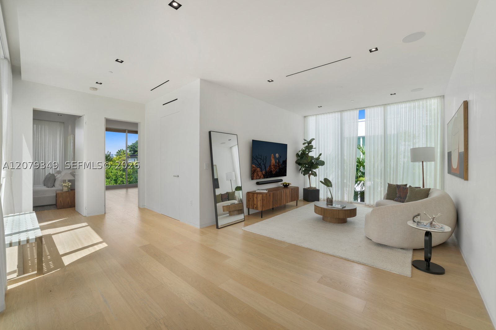 1031 W 48th St #6 Miami Beach, FL 33140