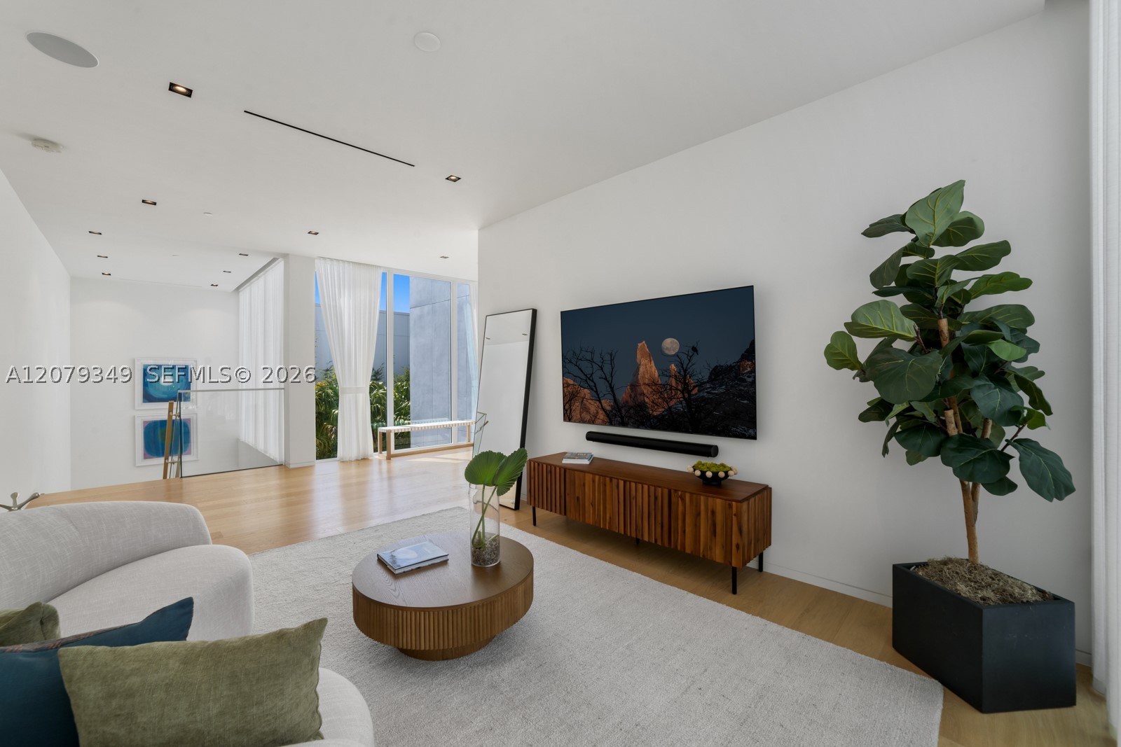1031 W 48th St #6 Miami Beach, FL 33140