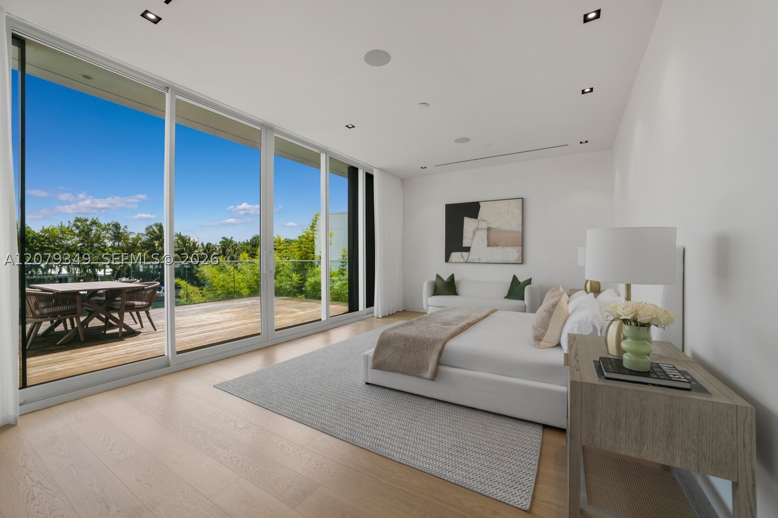 1031 W 48th St #6 Miami Beach, FL 33140