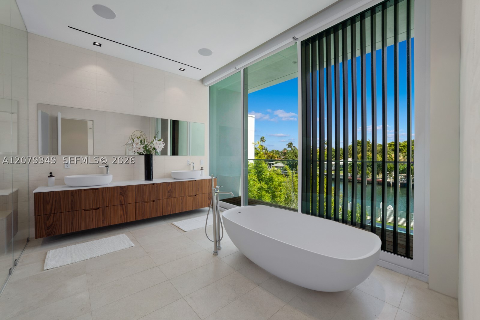 1031 W 48th St #6 Miami Beach, FL 33140