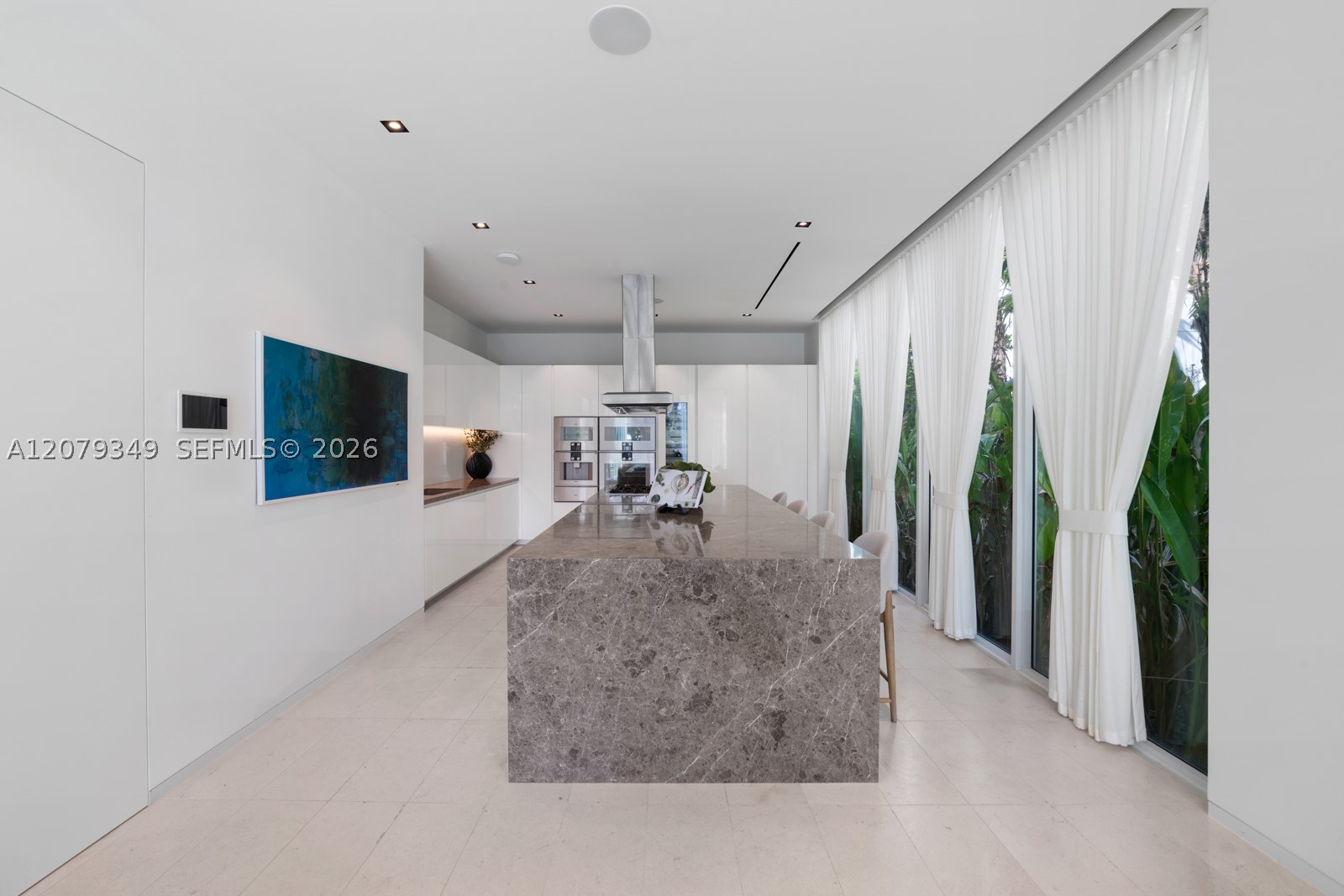 1031 W 48th St #6 Miami Beach, FL 33140