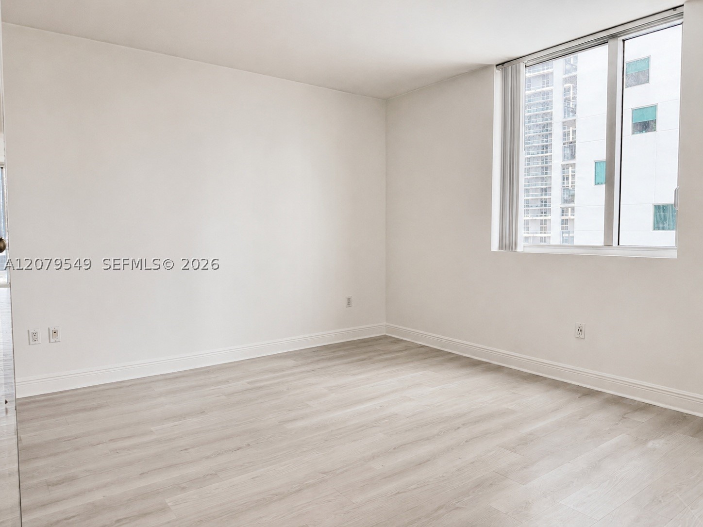 image 500 Brickell West10