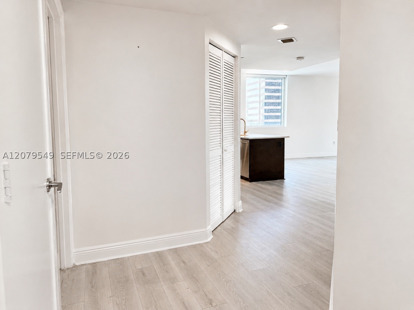 image 500 Brickell West15
