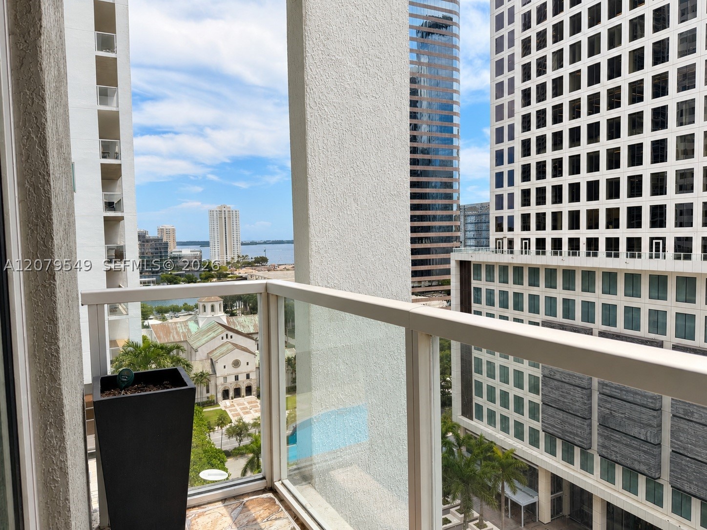 image 500 Brickell West18