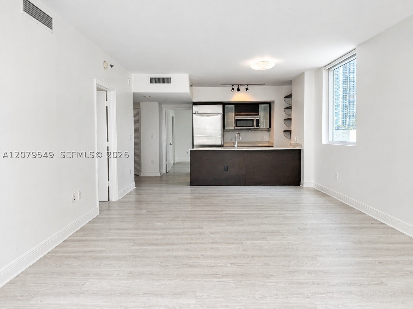 image 500 Brickell West1