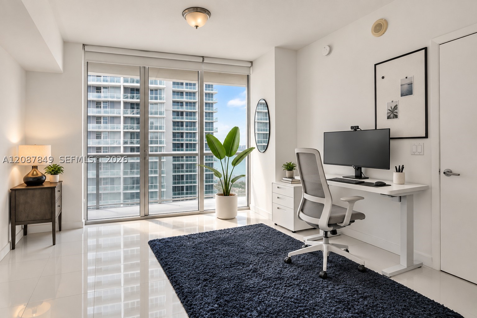 image Icon Brickell I12